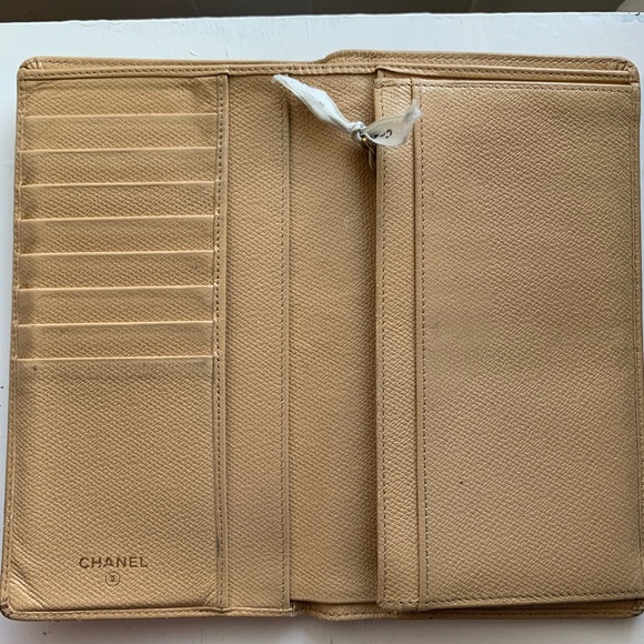 CHANEL TAN WALLET - Picture 5 of 12